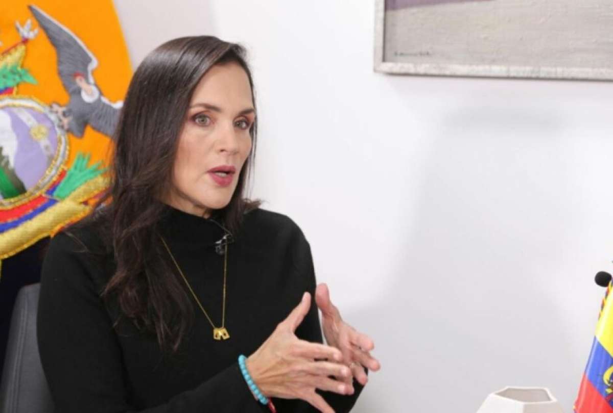 La ministra de Energía, Inés Manzano, detalló que la prima de USD 1.500 millones por parte de Sinopetrol no fue cancelada,  por lo que el proceso para el campo Sacha no continúa.