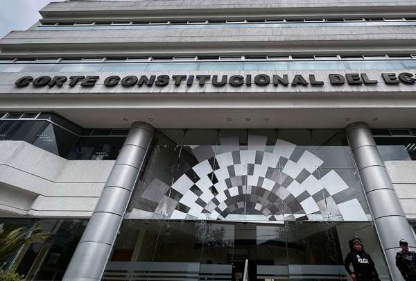 Corte Constitucional emiti&oacute; dictamen no favorable a los decretos-ley