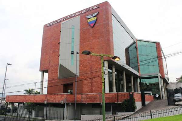 La FEF presenta un d&eacute;ficit de m&aacute;s de $6 millones