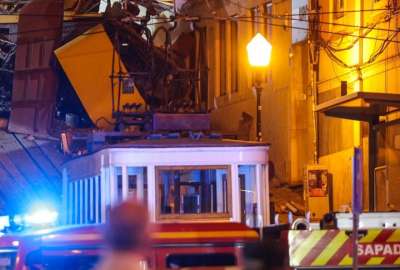 Autoridades continúan evaluando el nivel de daños a causa del accidente.