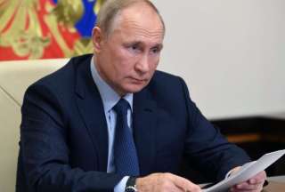 Putin advierte a Finlandia del "impacto negativo" si ingresa a la OTAN