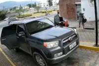 Veh&iacute;culo usado en un asalto en Quito pertenece al Ministerio de Salud