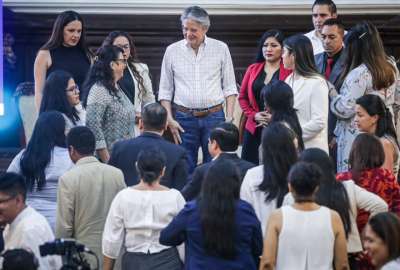 Conozca m&aacute;s sobre las becas para posgrados en Ecuador