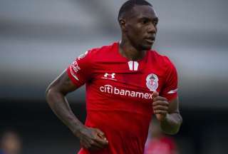 Emelec contrat&oacute; al lateral izquierdo An&iacute;bal Chal&aacute;