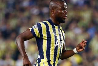 &Eacute;nner Valencia se priv&oacute; de vacaciones para mejorar su desempe&ntilde;o con la Tricolor