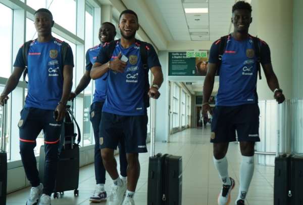 La selecci&oacute;n ya viaj&oacute; a Uruguay