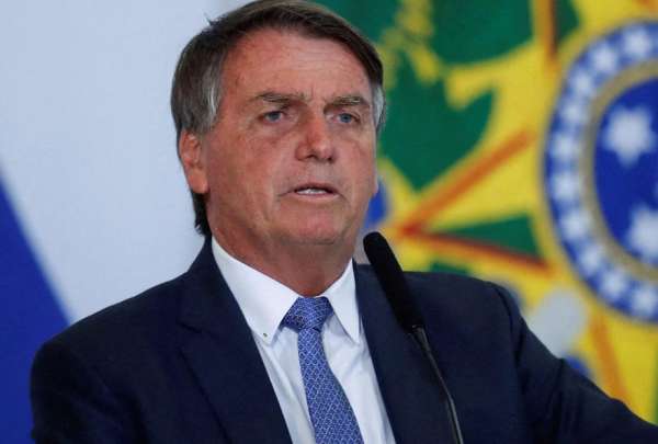 Bolsonaro no participar&aacute; en ning&uacute;n debate, dice presidente de su partido