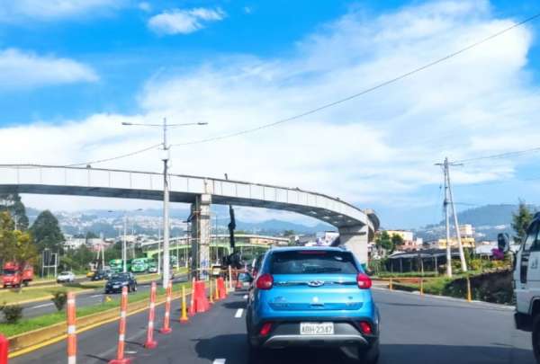 &iquest;Hasta cu&aacute;ndo habr&aacute; cierres viales en la Autopista General Rumi&ntilde;ahui? 