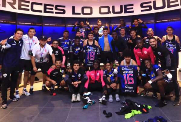 El plantel de Independiente del Valle celebr&oacute; su pase a la final de la Libertadores Sub 20