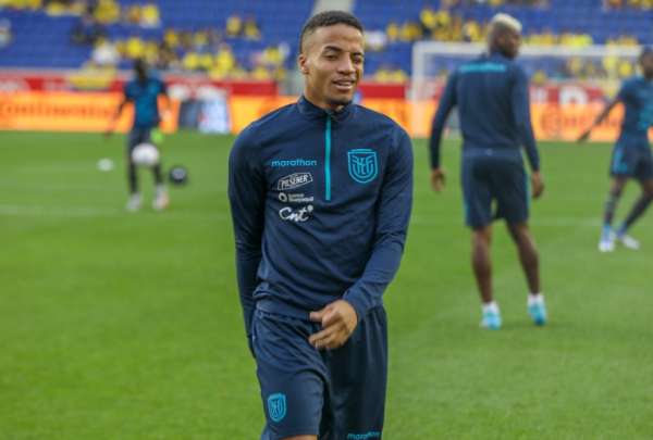 Byron Castillo se encuentra en Estados Unidos con la Selecci&oacute;n