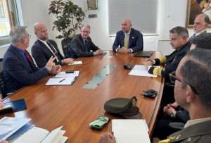 Ecuador y EE.UU. refuerzan cooperación en defensa antes de la visita de Marco Rubio