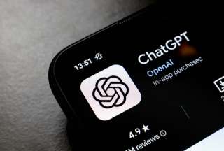 ChatGPT habilita n&uacute;mero telef&oacute;nico de inteligencia artificial en Estados Unidos