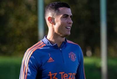 Cristiano volvi&oacute; a entrenar con normalidad en el Manchester United
