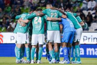 &Aacute;ngel Mena anot&oacute; en la derrota de Le&oacute;n ante Tigres