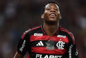 Gonzalo Plata sac&oacute; ventaja a Enner Valencia