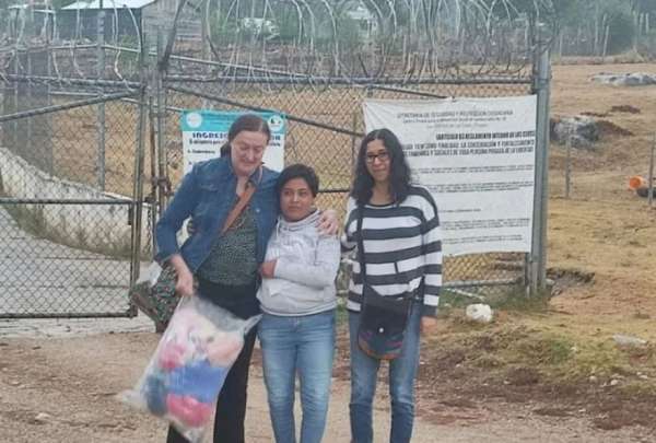 Un colectivo pro derechos de las mujeres defendi&oacute; a la joven que fue violada