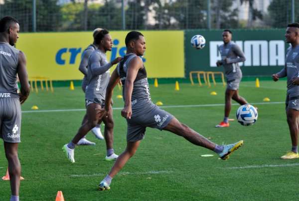 Liga de Quito trabaj&oacute; en la casa del Palmeiras