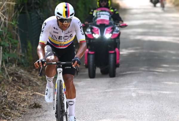 Jhonatan Narv&aacute;ez cerr&oacute; la etapa en el segundo lugar