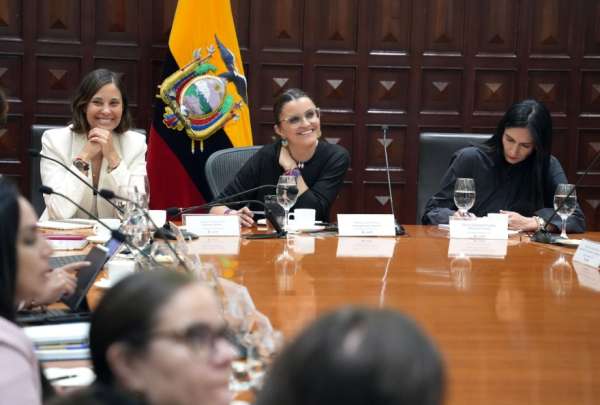 La vicepresidenta Mar&iacute;a Jos&eacute; Pinto se reuni&oacute; con representantes de Naciones Unidas para acordar l&iacute;neas de cooperaci&oacute;n t&eacute;cnica y financiamiento para avanzar cinco ejes.