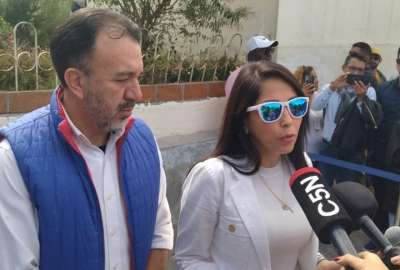 &acute;Pabel Mu&ntilde;oz lleg&oacute; a votar en compa&ntilde;&iacute;a de la candidata Luisa Gonz&aacute;lez.