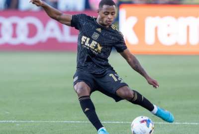 Diego Palacios brind&oacute; una asistencia en el partido que defini&oacute; el t&iacute;tulo en la MLS. 