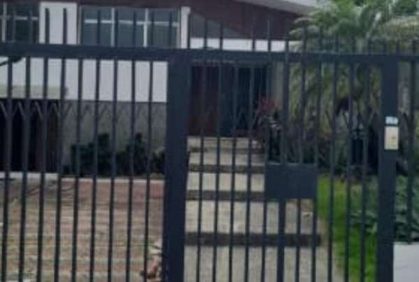 El Municipio de Guayaquil est&aacute; elaborando una ordenanza que regular&aacute; la instalaci&oacute;n de puertas en las urbanizaciones. 