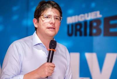 Petro cuestion&oacute; la hip&oacute;tesis de la Fiscal&iacute;a sobre el atentado contra Miguel Uribe.