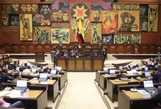 Asamble&iacute;sta de RC5 es acusada por supuesto cobro de diezmos