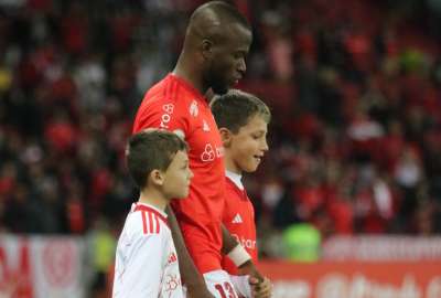 Enner Valencia volvi&oacute; a jugar como titular, pero no marc&oacute;.