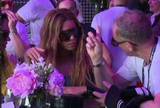 Con su sola presencia, Shakira reaviv&oacute; rumores de romance con Lewis Hamilton