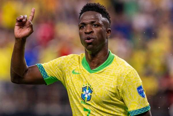 Vinicus Junior lidera la n&oacute;mina de Brasil para recibir a Ecuador