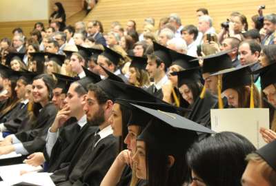 Este es el listado de becas Globo Com&uacute;n al que puedes acceder. 