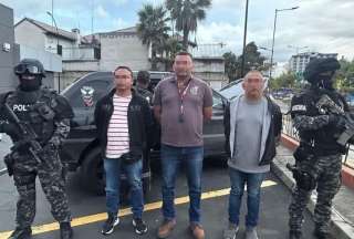 Capturan a militares en servicio activo y pasivo con USD 100.000