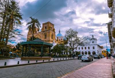 Esta es una postal de Cuenca, la tercera ciudad m&aacute;s poblada de Ecuador