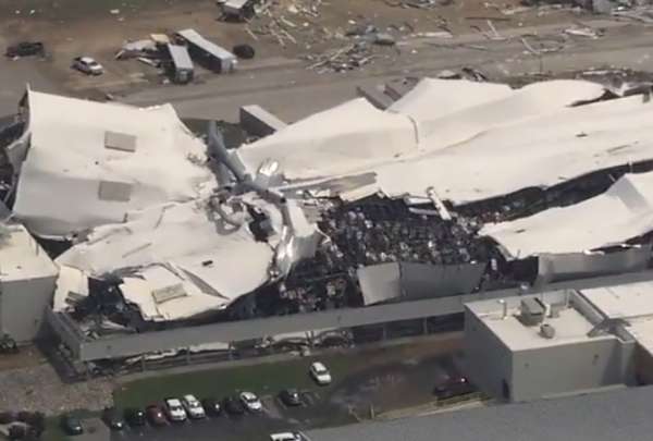 Planta de Pfizer qued&oacute; destruida por tornado en Estados Unidos