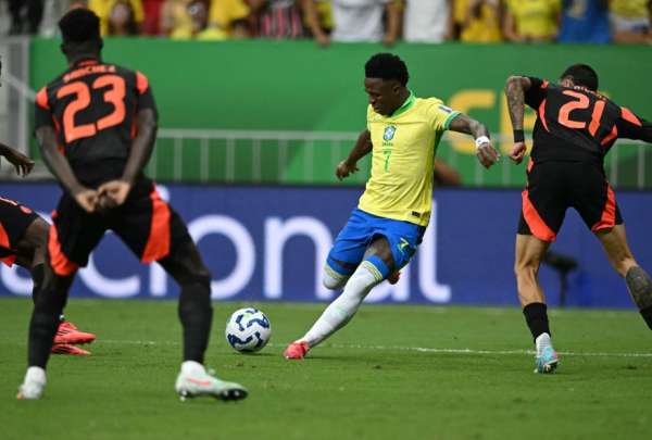 Vinicius anot&oacute; el gol del triunfo brasile&ntilde;o