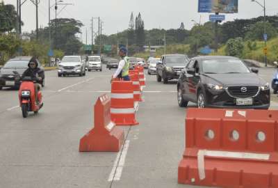 Ministerio del Ambiente ordena suspender obra vial en Guayaquil por denuncias ambientales