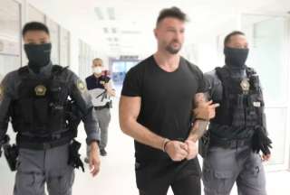 Acusan a Luke Rockwell de tener relaciones &iacute;ntimas con una menor de edad