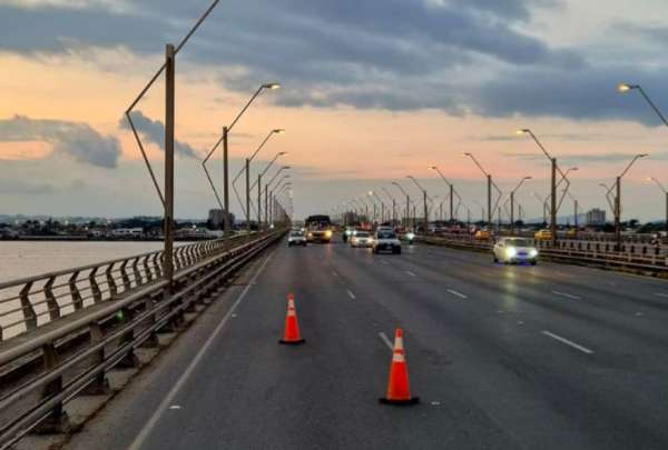 El MTOP informa que habr&aacute; cierre de dos carriles en el tramo La Puntilla - Dur&aacute;n. La intervenci&oacute;n se realizar&aacute; en horario nocturno.