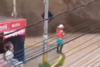 Bolivia: lluvias torrenciales provocan inundaciones en La Paz