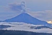 Volc&aacute;n Sangay eman&oacute; flujos pirocl&aacute;sticos la madrugada del viernes