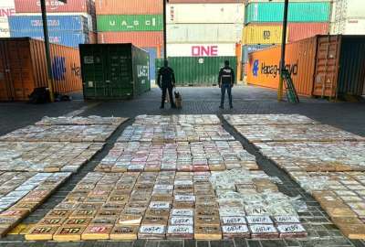 Polic&iacute;a decomis&oacute; m&aacute;s de una tonelada de droga en Guayaquil.