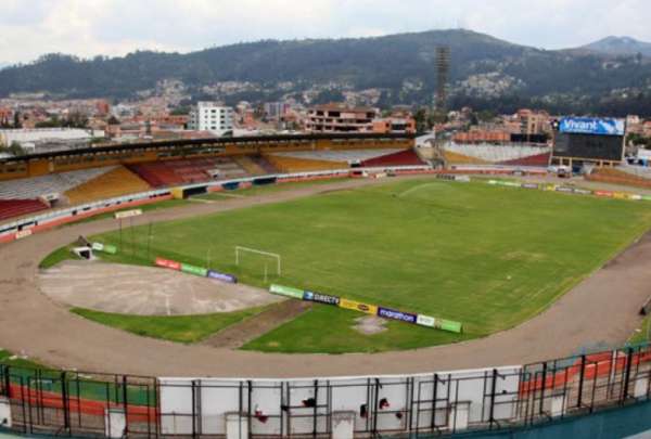 El alcalde Cristian Zamora invit&oacute; a la empresa privada a invertir en un nuevo estadio para Cuenca. 