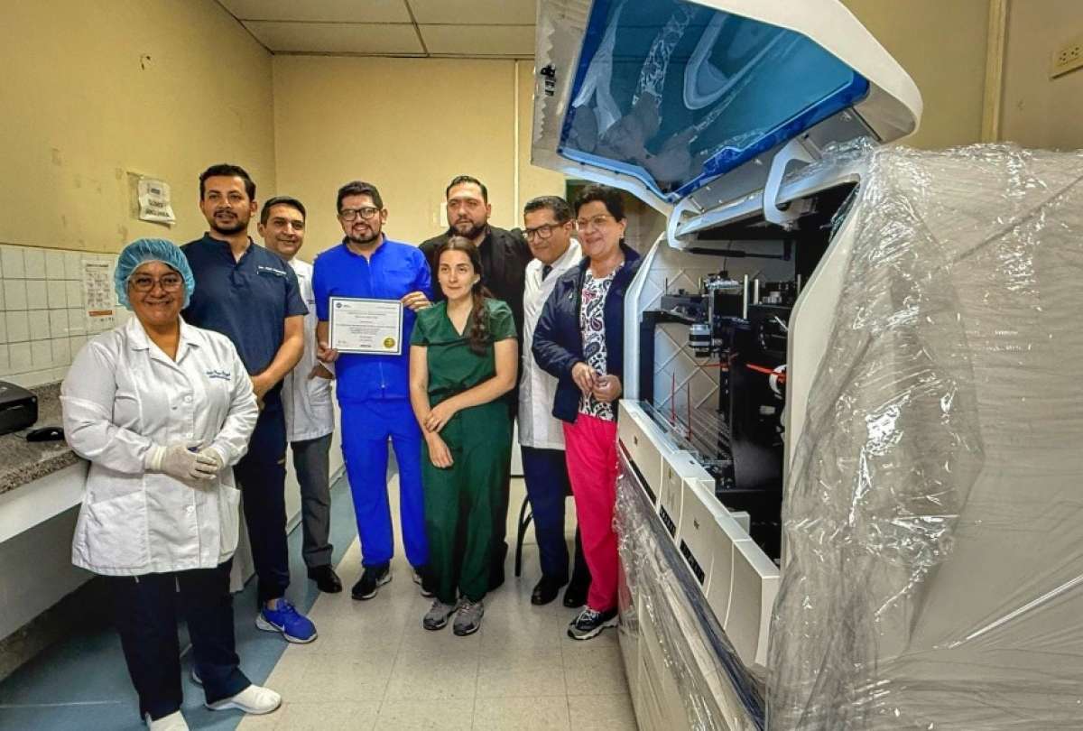 Hospital de Ambato moderniza su Laboratorio Clínico con nuevos equipos e insumos