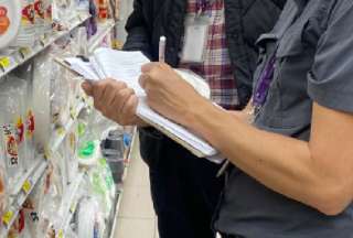 Ministerio de Ambiente realiza inspecciones para constatar reducci&oacute;n en uso de pl&aacute;sticos