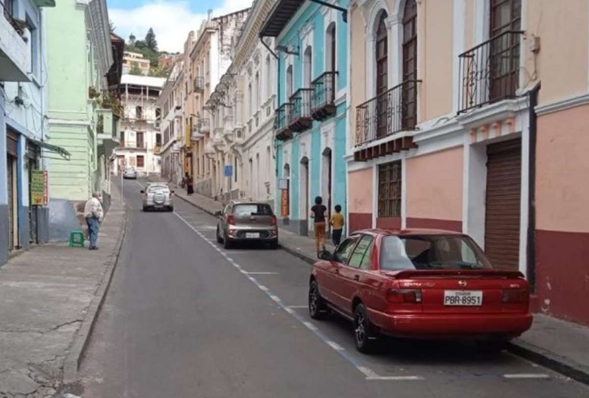 Sanci&oacute;n por no pagar la tarifa de la zona azul en Quito