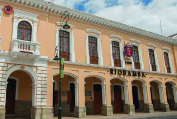 Municipio de Riobamba recibi&oacute; certificaci&oacute;n como Promotor de la Salud