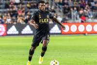 José Cifuentes permanecerá en el LAFC mientras busca un nuevo club en Europa.