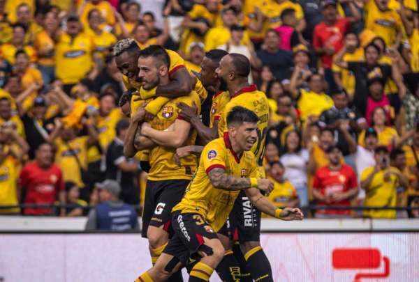 Barcelona fue multado tras el Cl&aacute;sico del Astillero