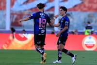 Lautaro Díaz (izq.) y Lorenzo Faravelli se encuentran en el equipo ideal de la Copa Sudamericana 2022.